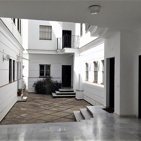 Luminoso Y Amplio Apartamento En El Centro Historico De Sevilla Luaran gambar