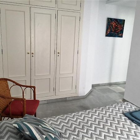 Luminoso Y Amplio Apartamento En El Centro Historico De Sevilla Luaran gambar