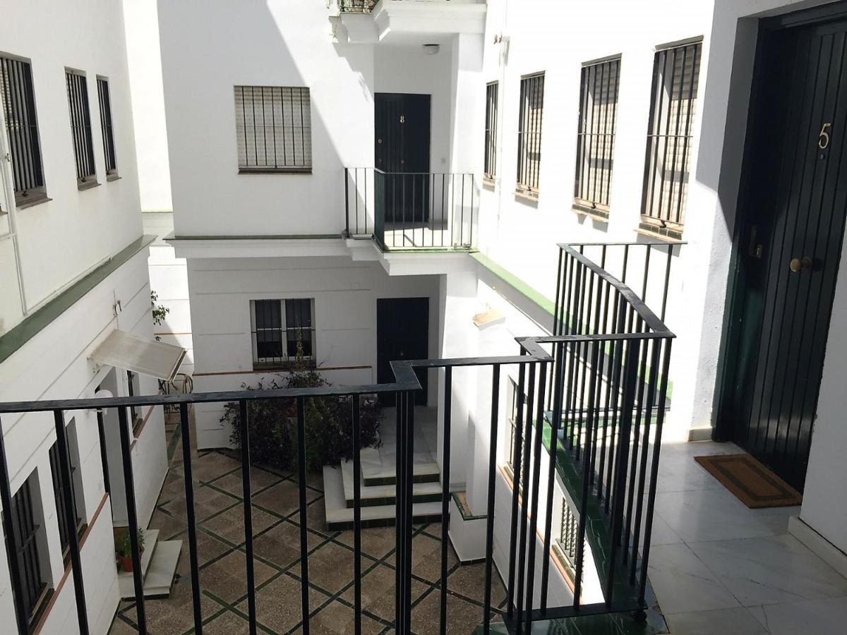 Luminoso Y Amplio Apartamento En El Centro Historico De Sevilla Luaran gambar